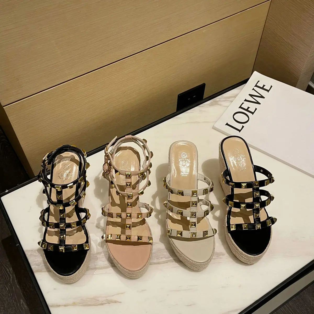 One-Shoulder Riveted High-Heeled
