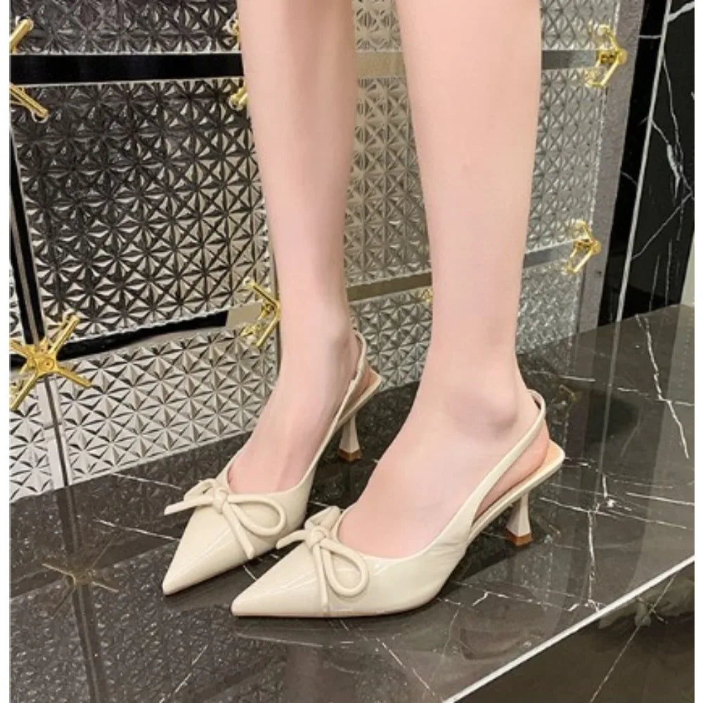 Women's Pointed Toe Bow