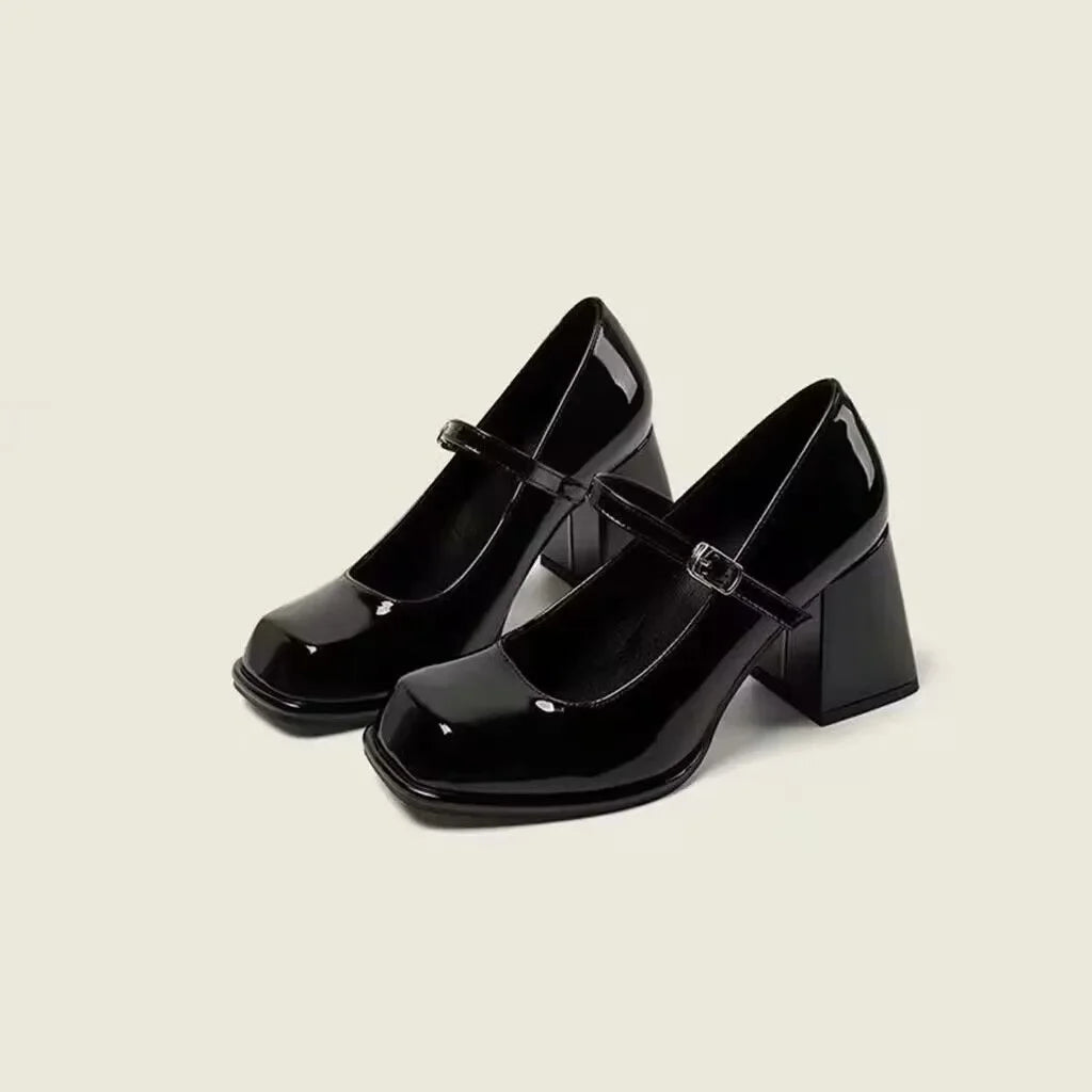 Janes Vintage Black Sandals