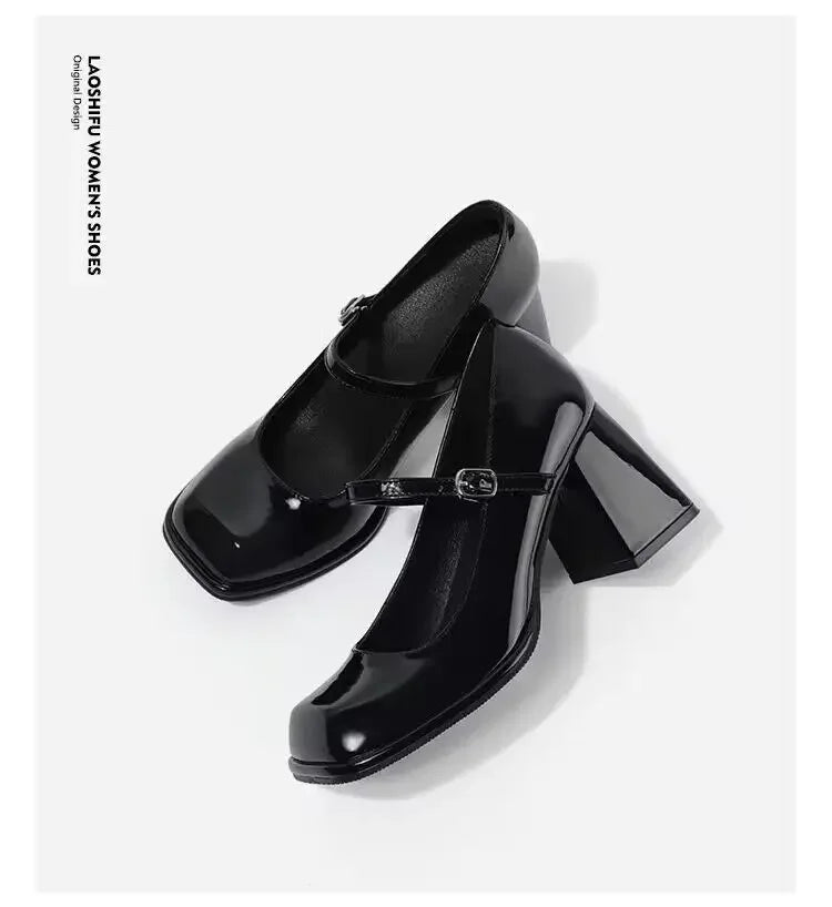 Janes Vintage Black Sandals