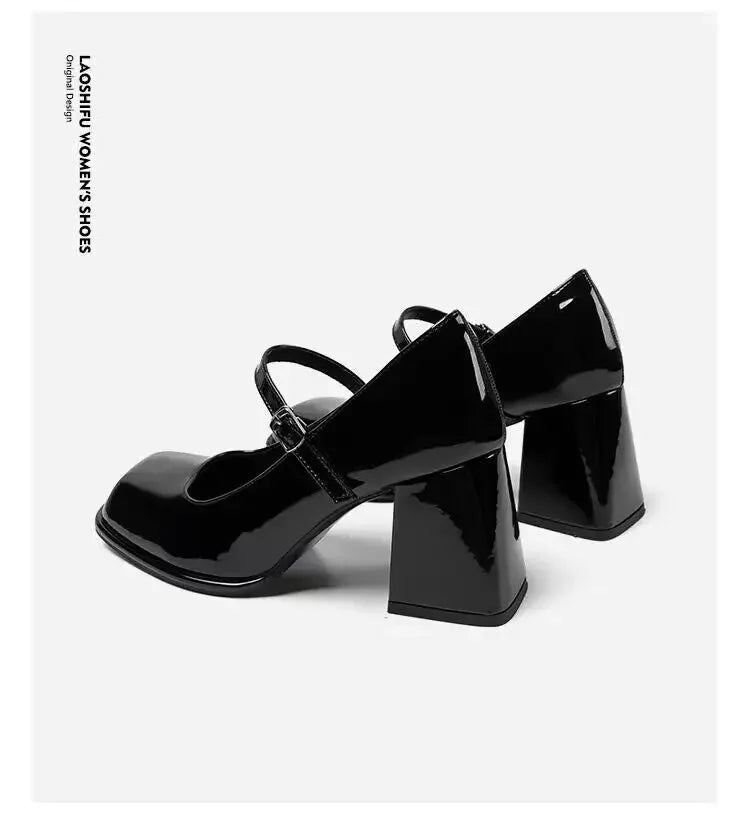 Janes Vintage Black Sandals